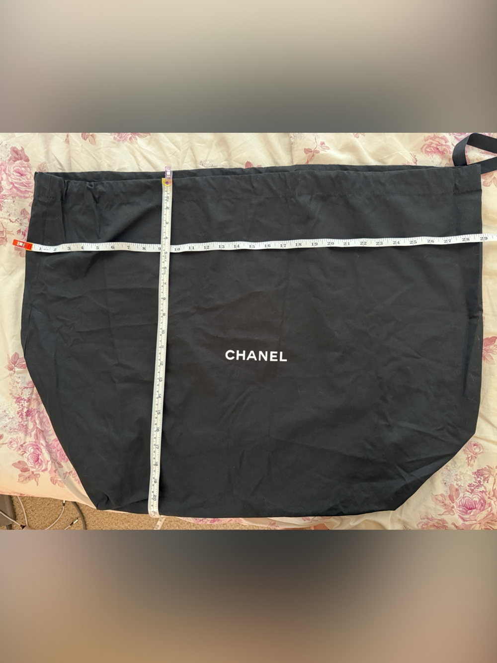 CHANEL Black and White Logo Drawstring Dust Cover - Picture 2 of 4